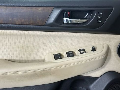 Used 2017 Subaru Outback 2.5i Limited image 12