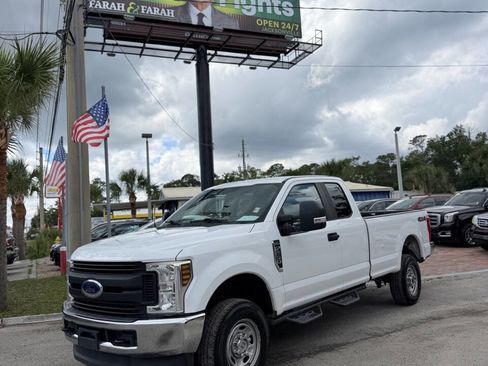 Used 2018 Ford F250 XL w/ Power Equipment Group AWD/4WD image 4