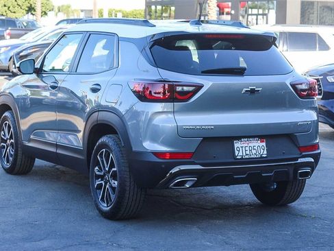 Used 2025 Chevrolet TrailBlazer ACTIV w/ Driver Confidence Package image 6