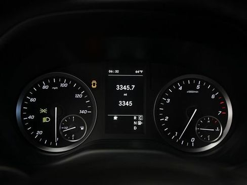 Used 2023 Mercedes-Benz Metris Passenger image 29