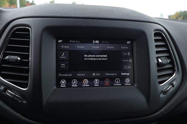 Used 2019 Jeep Compass Sport w/ Tech Group FWD image 8