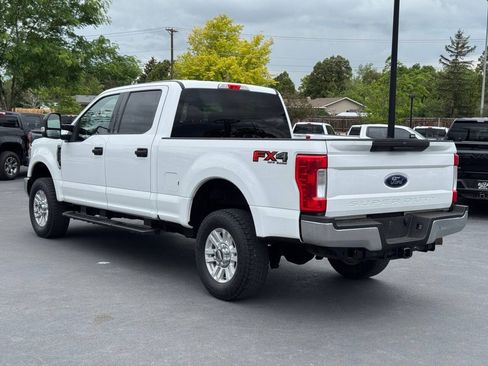 Used 2019 Ford F250 XLT w/ FX4 Off-Road Package AWD/4WD image 6