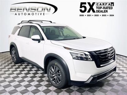 New 2025 Nissan Pathfinder SV