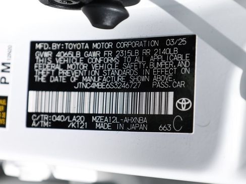 Used 2025 Toyota Corolla XSE FWD image 37