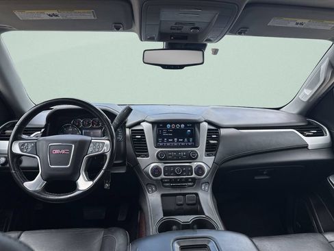 Used 2020 GMC Yukon SLT w/ Value Plus Edition AWD/4WD image 21