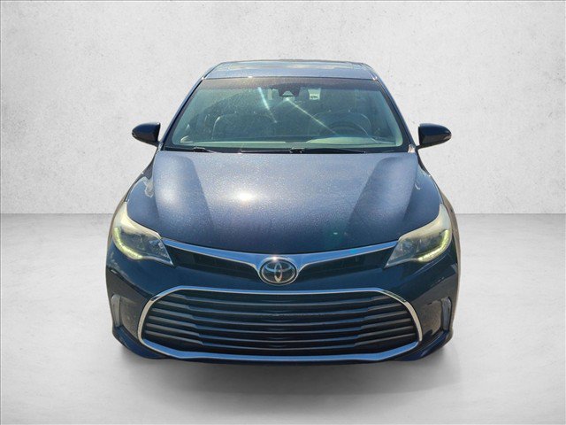 Used 2018 Toyota Avalon Limited w/ Carpet Mat Package FWD image 2