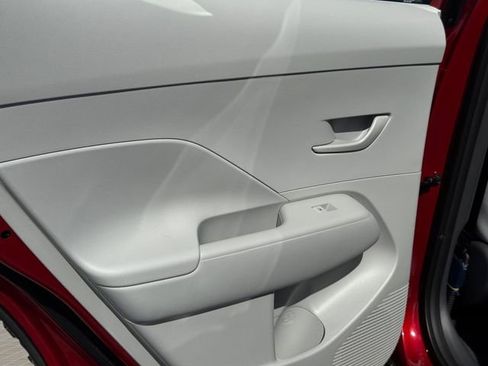 New 2026 Hyundai Kona SE AWD/4WD image 22