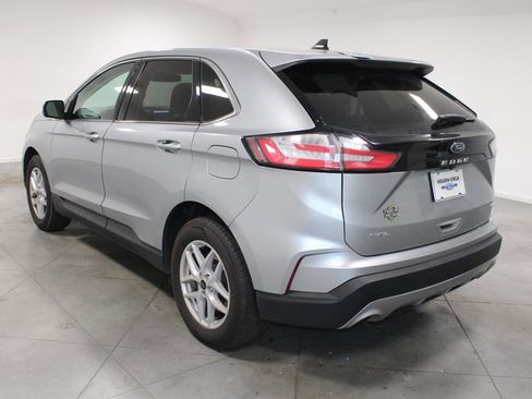 Used 2024 Ford Edge SEL AWD/4WD image 7