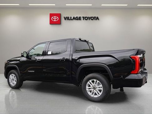 New 2026 Toyota Tundra SR5 AWD/4WD image 3