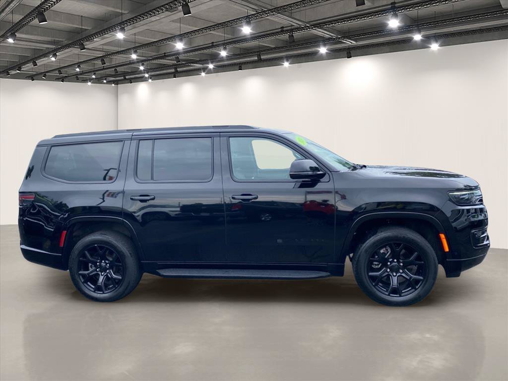 Used 2024 Jeep Wagoneer Series II AWD/4WD image 8