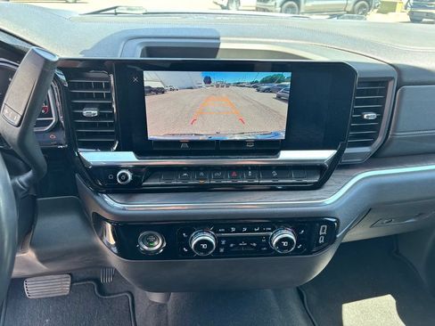 Used 2023 GMC Sierra 1500 SLT w/ X31 Off-Road Package AWD/4WD image 20