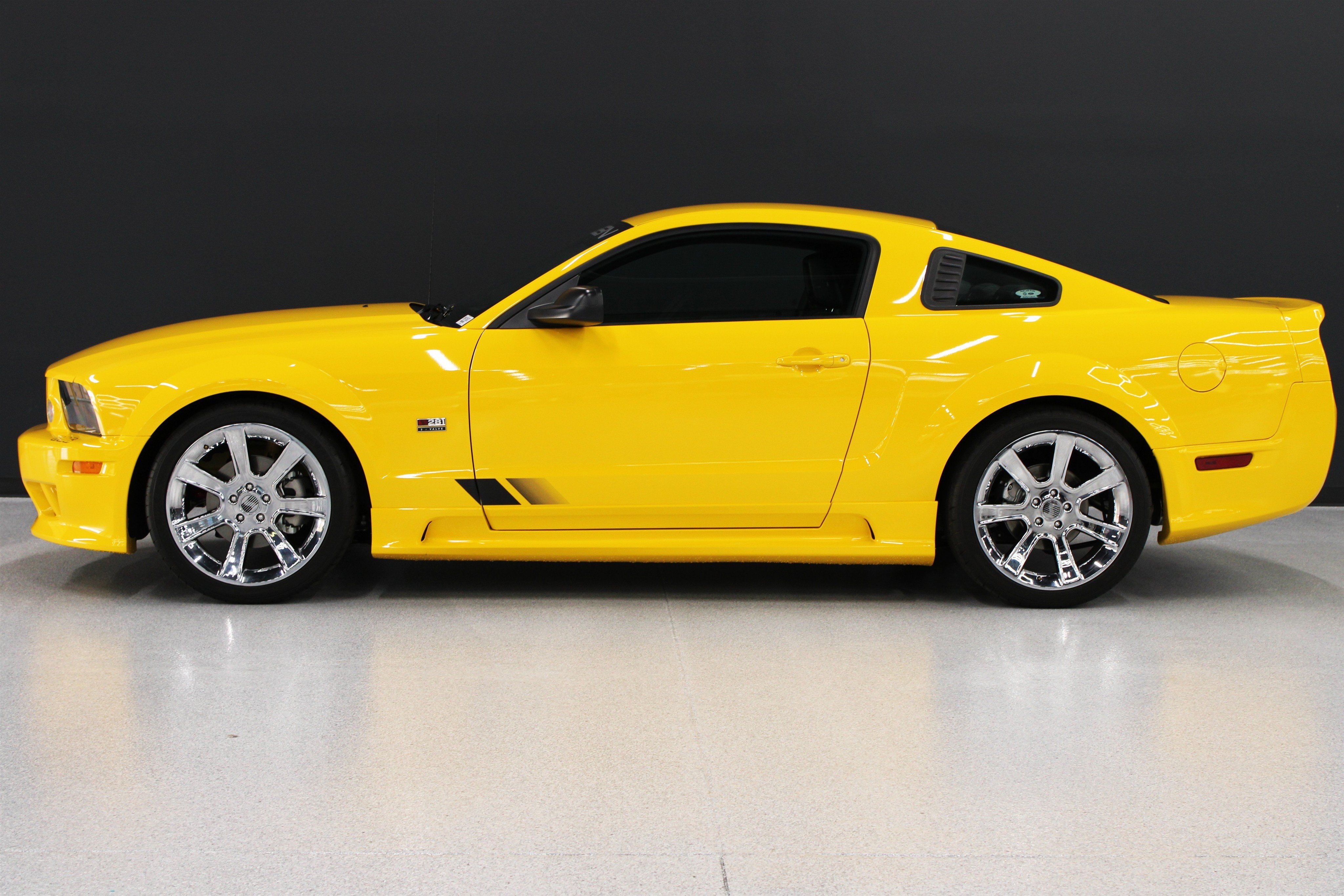 Used 2006 Ford Mustang GT RWD image 25