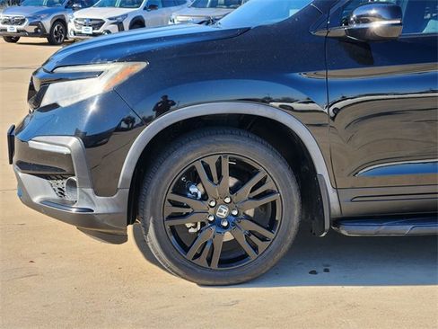 Used 2020 Honda Pilot Black Edition image 8