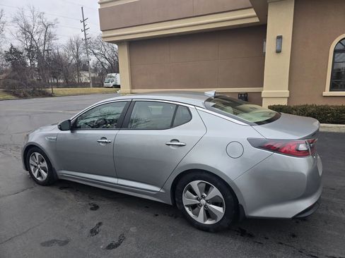 Used 2015 Kia Optima EX image 12