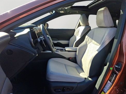 Used 2025 Lexus RX 350 Premium image 14