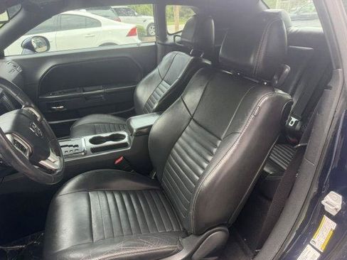 Used 2014 Dodge Challenger SXT Plus RWD image 14