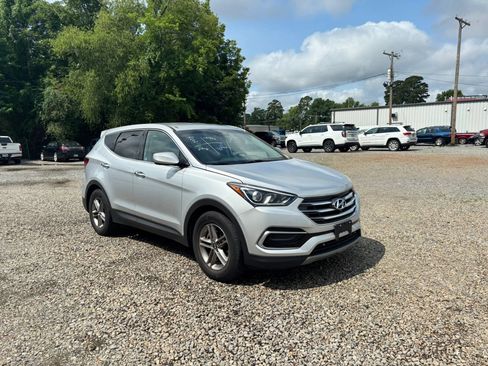 Used 2017 Hyundai Santa Fe Sport FWD image 7