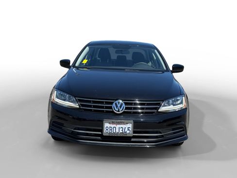 Used 2018 Volkswagen Jetta S w/ Cold Weather Package FWD image 8