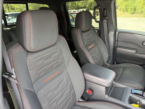 Used 2023 Nissan Frontier PRO-4X w/ Pro Convenience Package AWD/4WD image 16