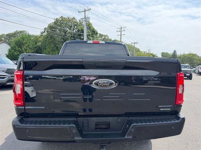 Certified 2022 Ford F150 XL w/ STX Black Appearance Package AWD/4WD image 3