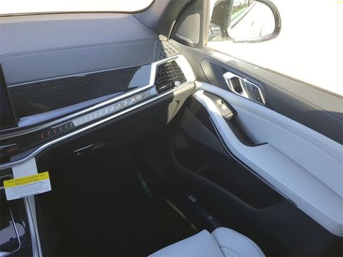 New 2026 BMW X5 xDrive40i w/ M Sport Package image 17