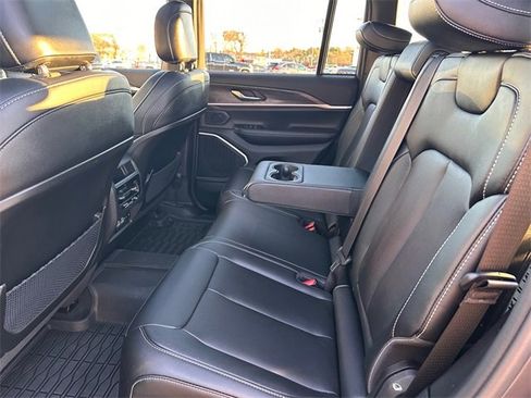 Used 2024 Jeep Grand Cherokee Limited 4xe image 13