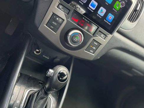 Used 2013 Kia Forte Koup EX w/ Tech Pkg image 21