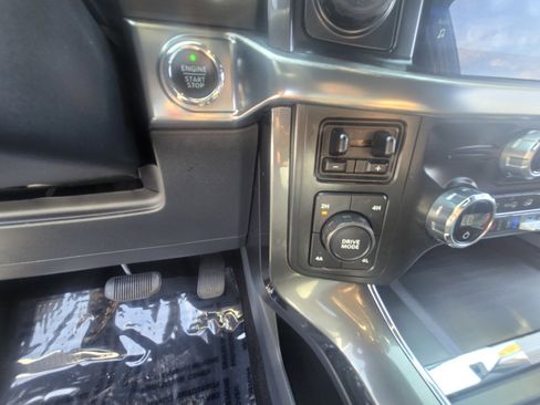 Used 2021 Ford F150 Lariat w/ Equipment Group 502A High AWD/4WD image 19