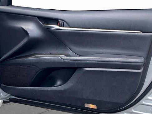 Used 2022 Toyota Camry XSE FWD image 22