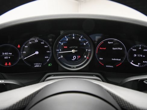 Used 2024 Porsche 911 Carrera S image 12