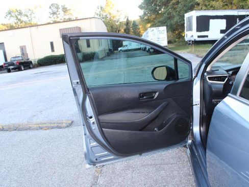 Used 2024 Toyota Corolla LE image 19