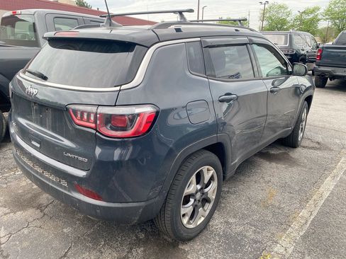Used 2018 Jeep Compass Limited w/ Navigation Group AWD/4WD image 3