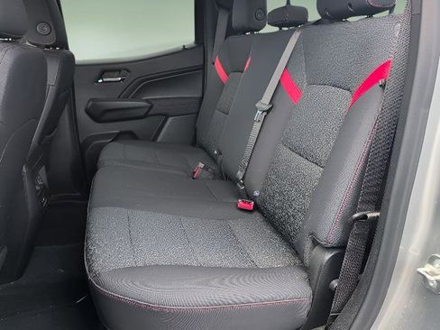 Used 2024 Chevrolet Colorado Z71 w/ Z71 Convenience Package 2 image 18