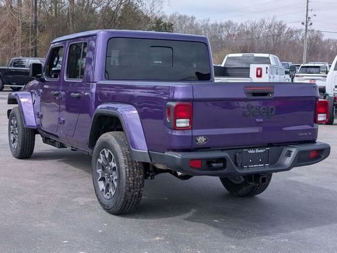 New 2026 Jeep Gladiator Sport image 5
