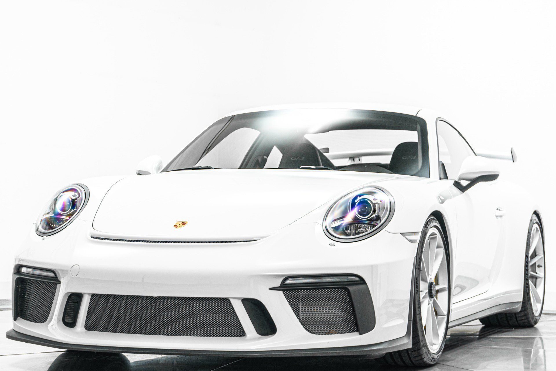 Used 2018 Porsche 911 GT3 RWD image 5
