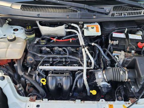 Used 2013 Ford Transit Connect XLT FWD image 29