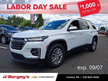 Used 2023 Chevrolet Traverse LT