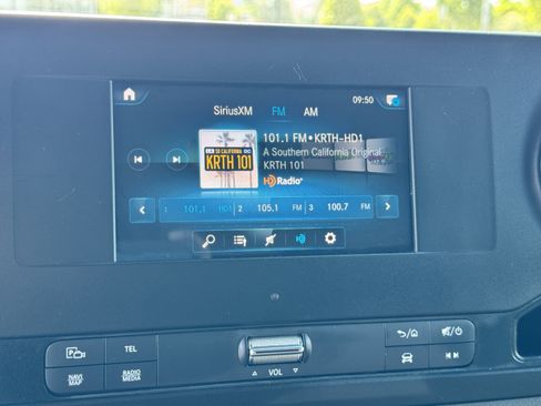 Used 2023 Mercedes-Benz Sprinter 2500 image 21