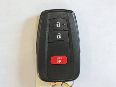 Used 2022 Toyota 4Runner Limited AWD/4WD image 32