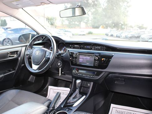 Used 2014 Toyota Corolla S image 23