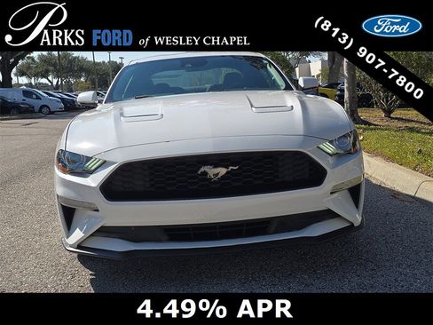 Certified 2021 Ford Mustang Coupe image 3