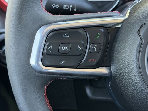 Used 2023 Jeep Gladiator Rubicon w/ Cold Weather Group AWD/4WD image 29