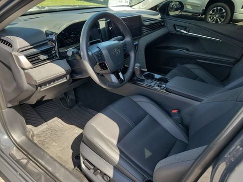 Used 2026 Toyota Camry XLE w/ Premium Plus Package FWD image 19