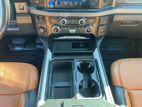 Used 2023 Ford F450 Platinum w/ FX4 Off-Road Package AWD/4WD image 12