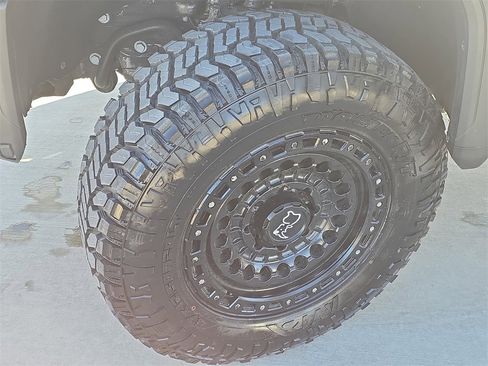 Used 2024 GMC Sierra 2500 Denali Ultimate image 32