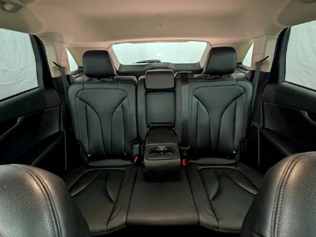 Used 2022 Lincoln Nautilus AWD w/ Premium Package image 23
