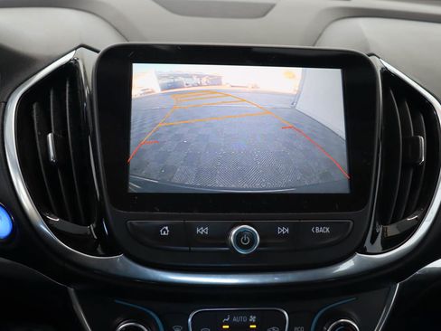 Used 2017 Chevrolet Volt Premier w/ Driver Confidence II Package FWD image 12
