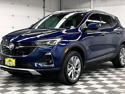 Used 2023 Buick Encore GX Essence w/ Experience Buick Package image 10