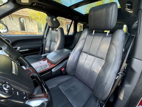 Used 2017 Land Rover Range Rover HSE image 25