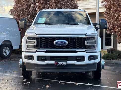 Used 2026 Ford F450 Platinum w/ FX4 Off-Road Package image 10